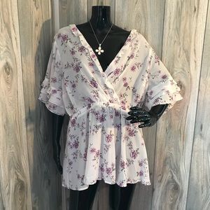 Size 2x Plus Torrid Flower Blouse